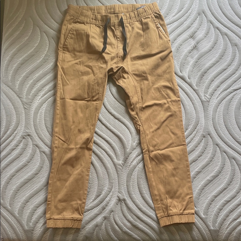 Men's Tan Casual Pants